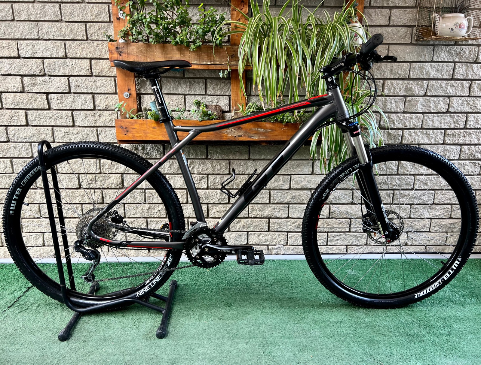 29ER XL GT KARAKORAM COMP MTB AIR FORK Hardtail Mountain Bikes