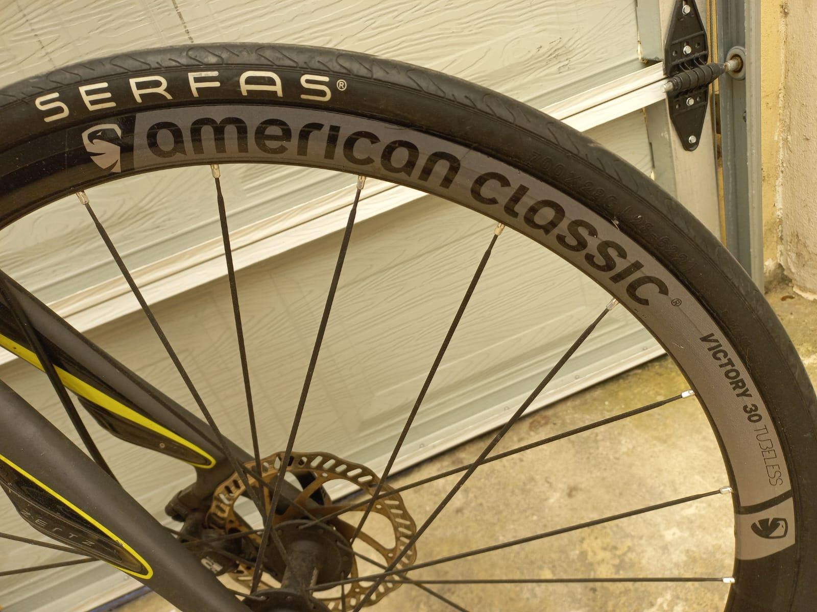 specialized carbon road bicycles