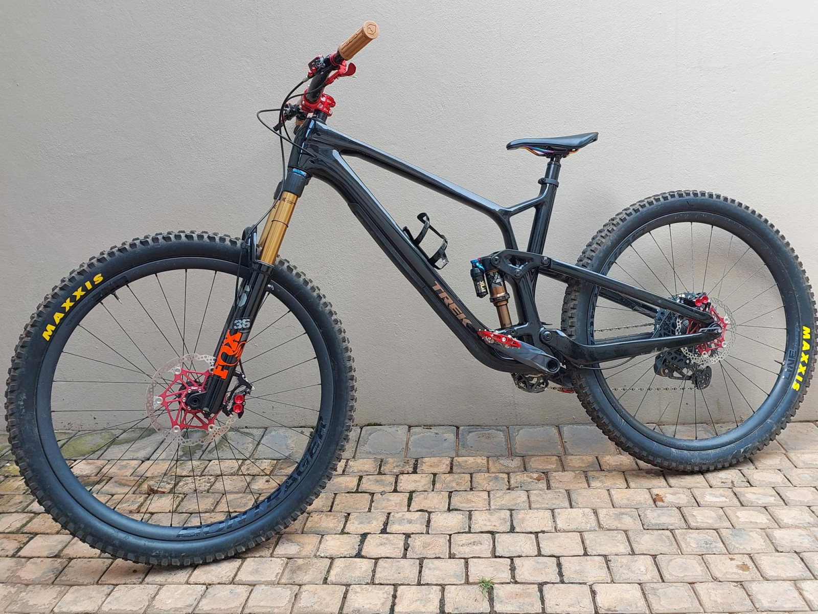 Trek Fuel EX Gen 6 Dual Suspension Mountain Bikes Bike Hub