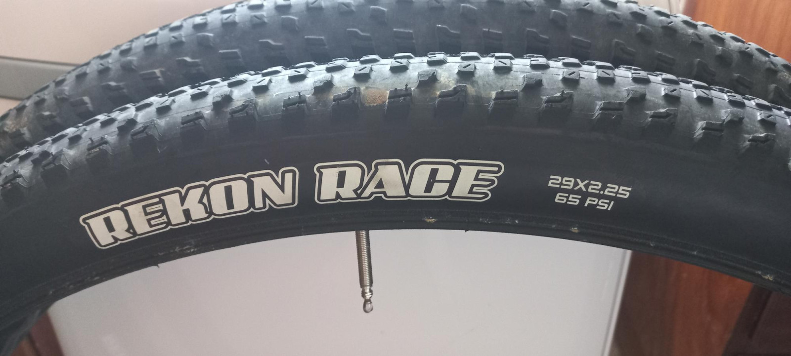 Maxxis Recon Race 29 x 2.25 | Mountain Bike Tyres | Bike Hub