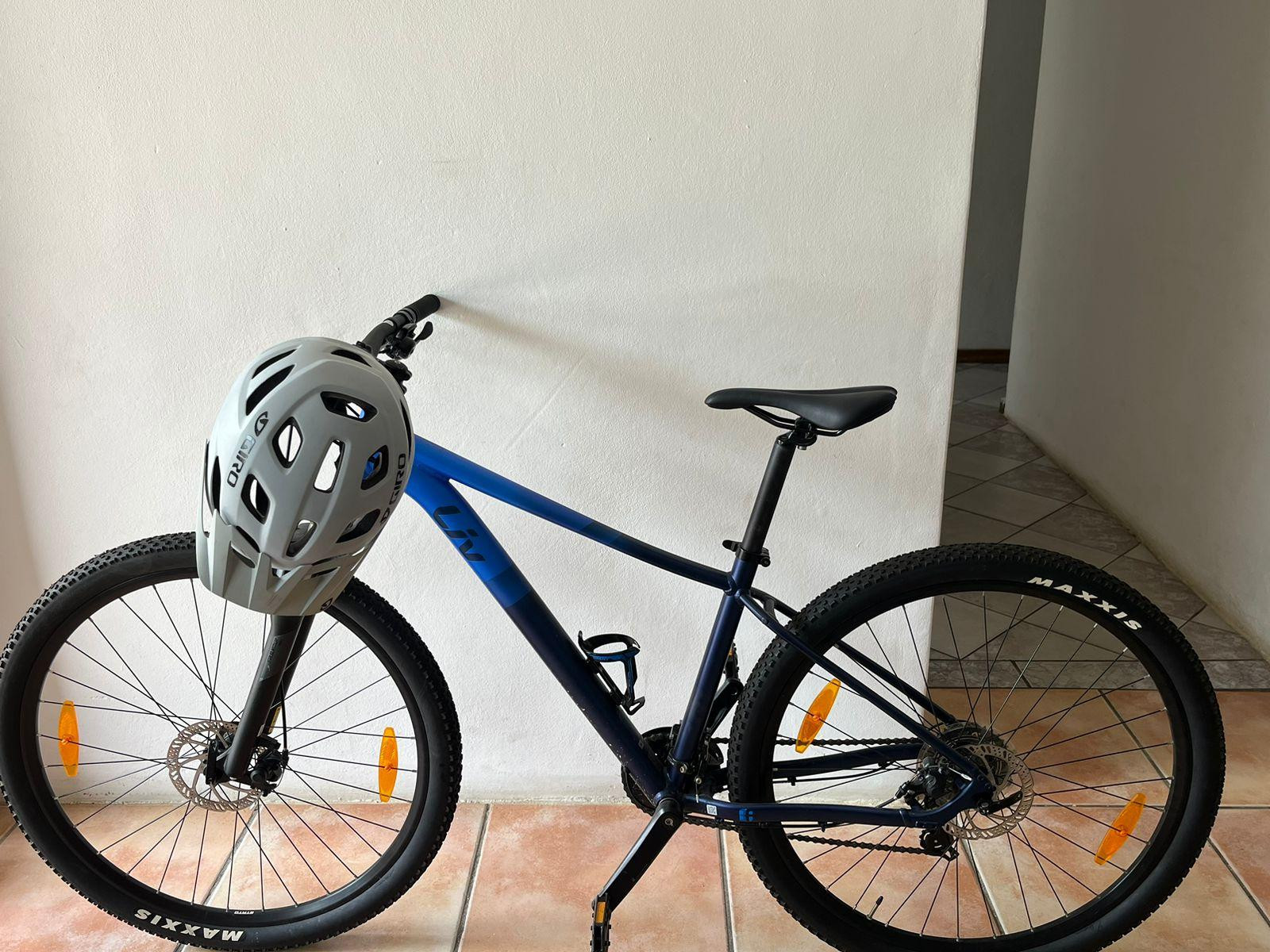 Liv Giant | Dual Suspension Mountain Bikes | Bike Hub