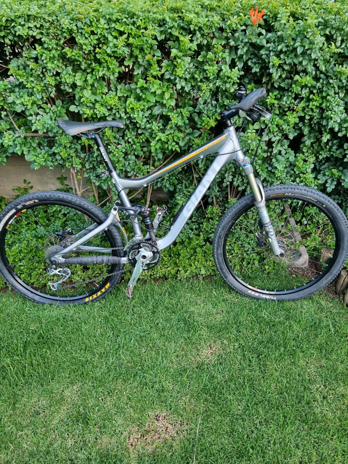 ジャイアントMTB トランスX2 2010年モデル ジャイアントMTB トランスX2 2010年モデル 【公式通販】