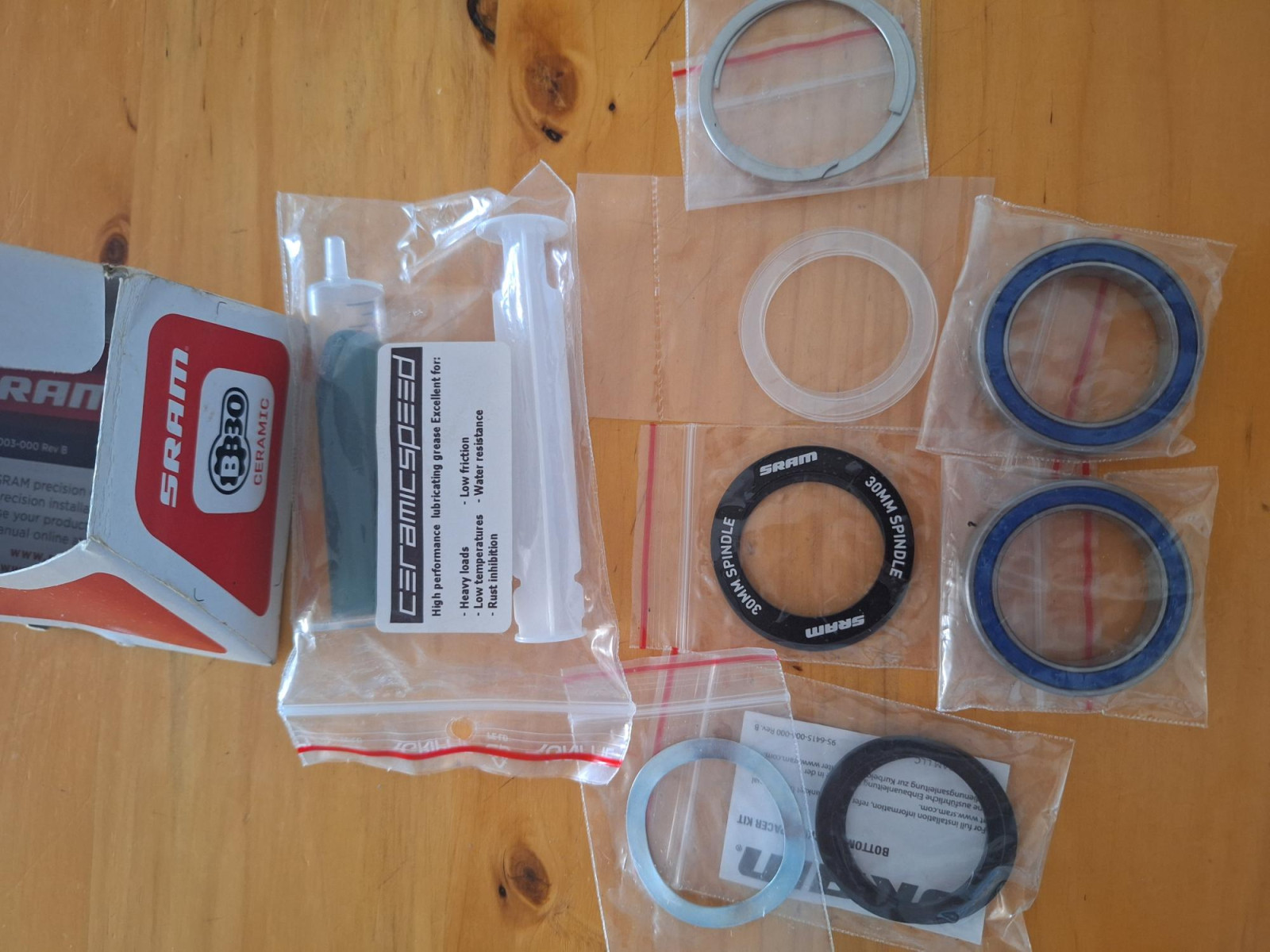 SRAM BB30 Ceramic bearing assembly kit | Bottom Brackets | Bike Hub