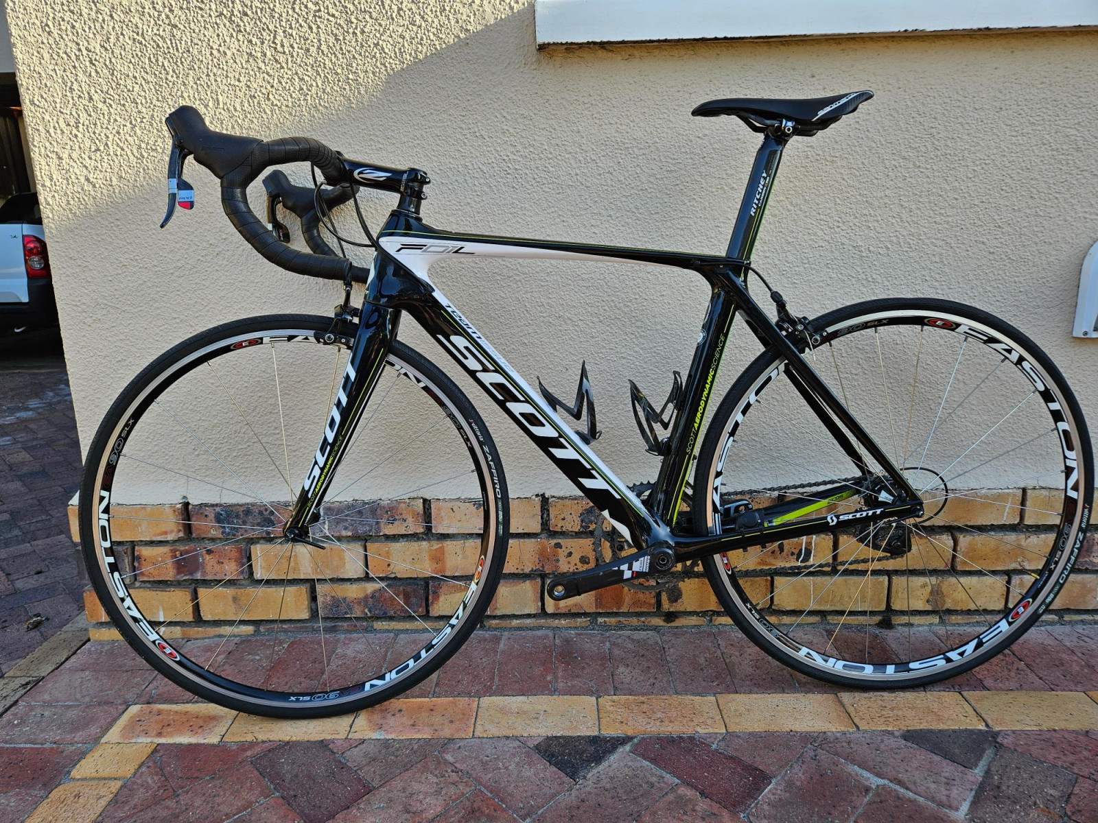 Scott Foil Team Issue | Road Bikes | Bike Hub