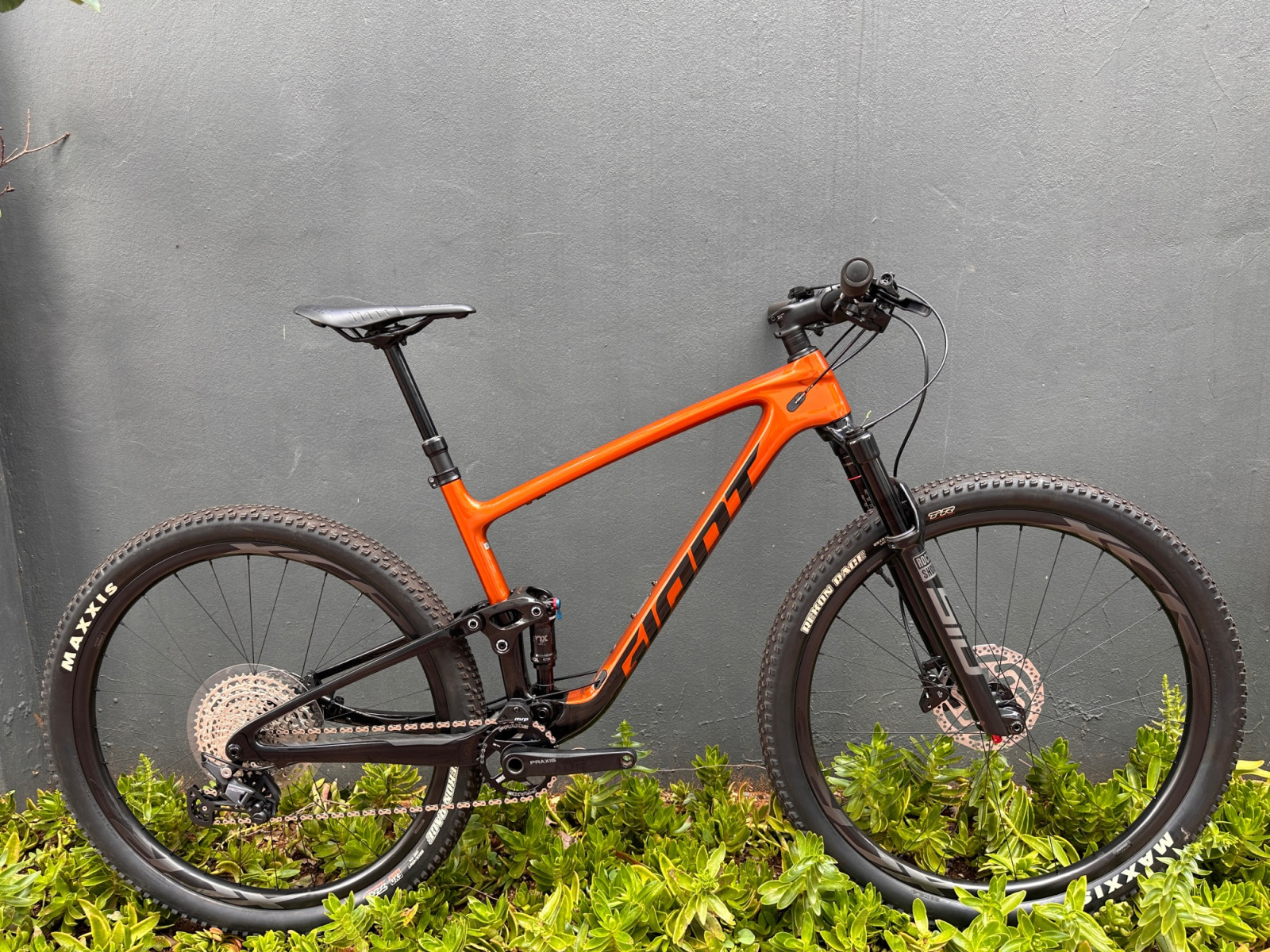 *Brand New* 2022 Giant Anthem Advanced Pro 3 Dual Suspension Mountain