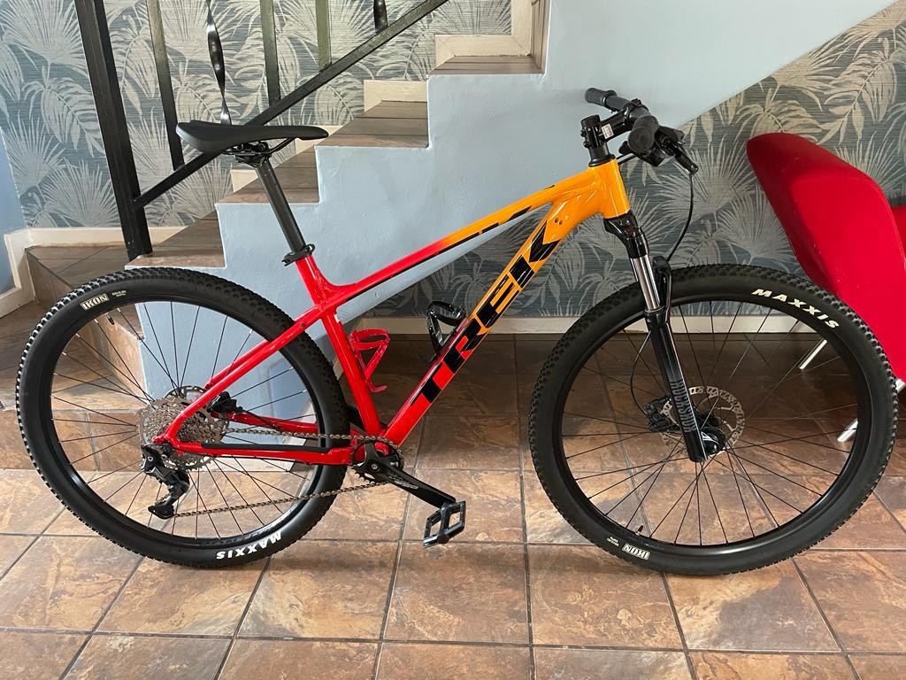 Trek Marlin Hardtail Mountain Bikes Bike Hub