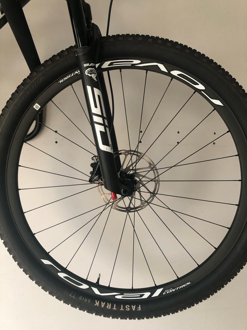 パーツ Roval Control 29 Carbon 6B XD Wheelset Roval Control 29 Carbon 6B XD Wheelset - The Highroller