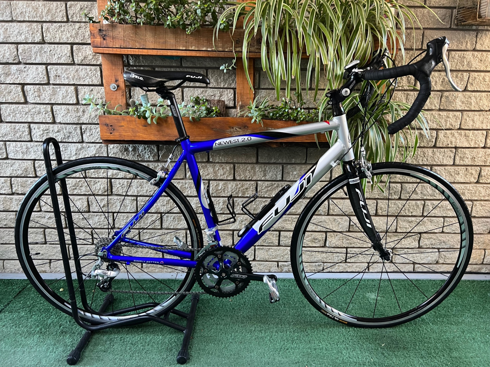 Road Bikes Fuji Newest For Sale 2012 Fuji Newest Sales