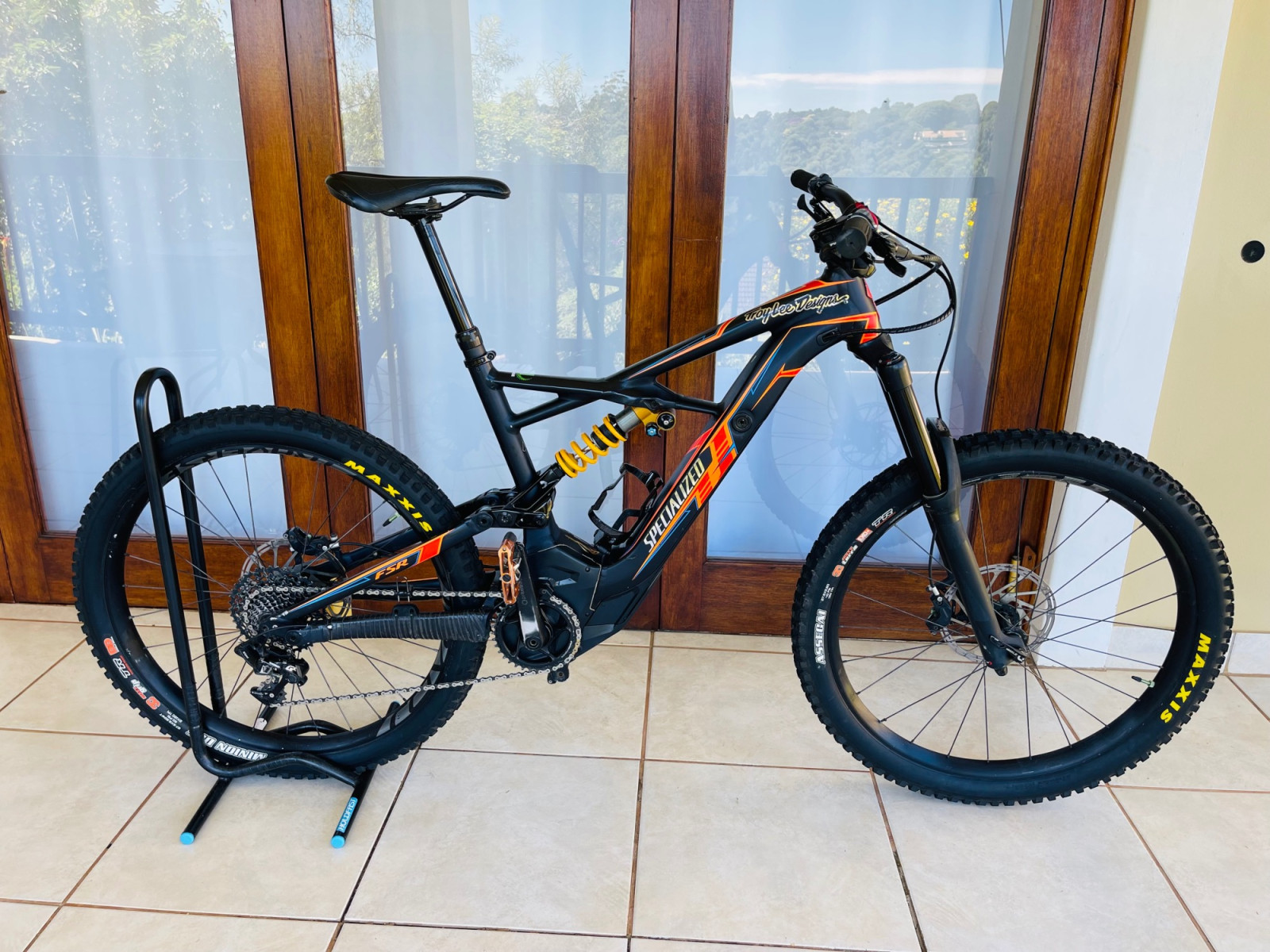 specialized kenevo troy lee designs