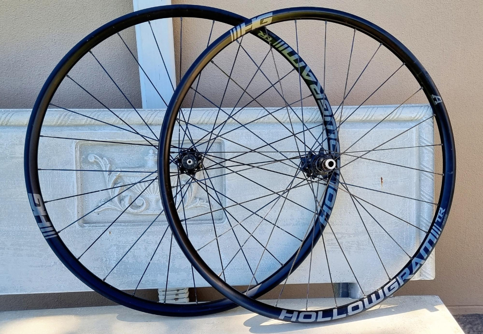 Hollowgram TR Carbon Lefty 29 wheels | Mountain Bike Wheels