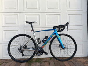 自転車本体 SCOTT ADDICT TEAM ISSUE こだわり】SCOTT ADDICT Team Issue【スタッフバイク】 | Y's Road