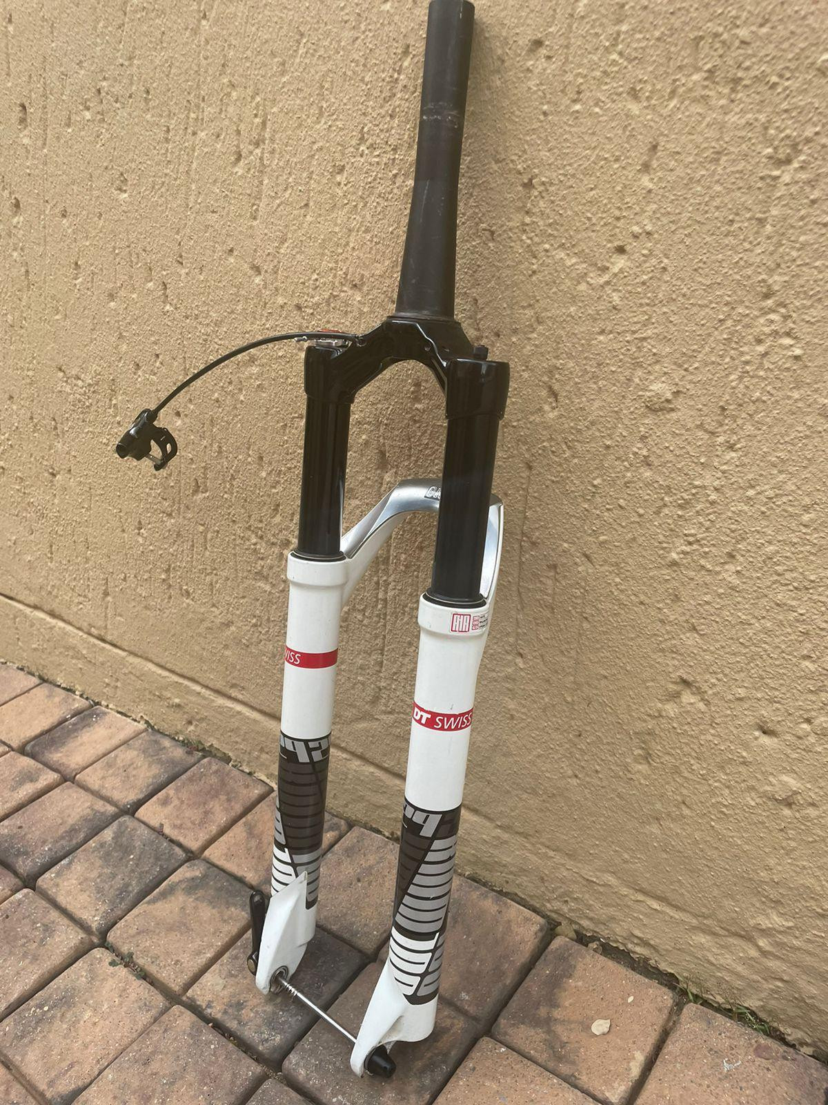 DT Swiss XMM ツインショット140mm 26 テーパー DT Swiss XMM ツインショット140mm 26 テーパー DT Swiss XMM 140 Twin