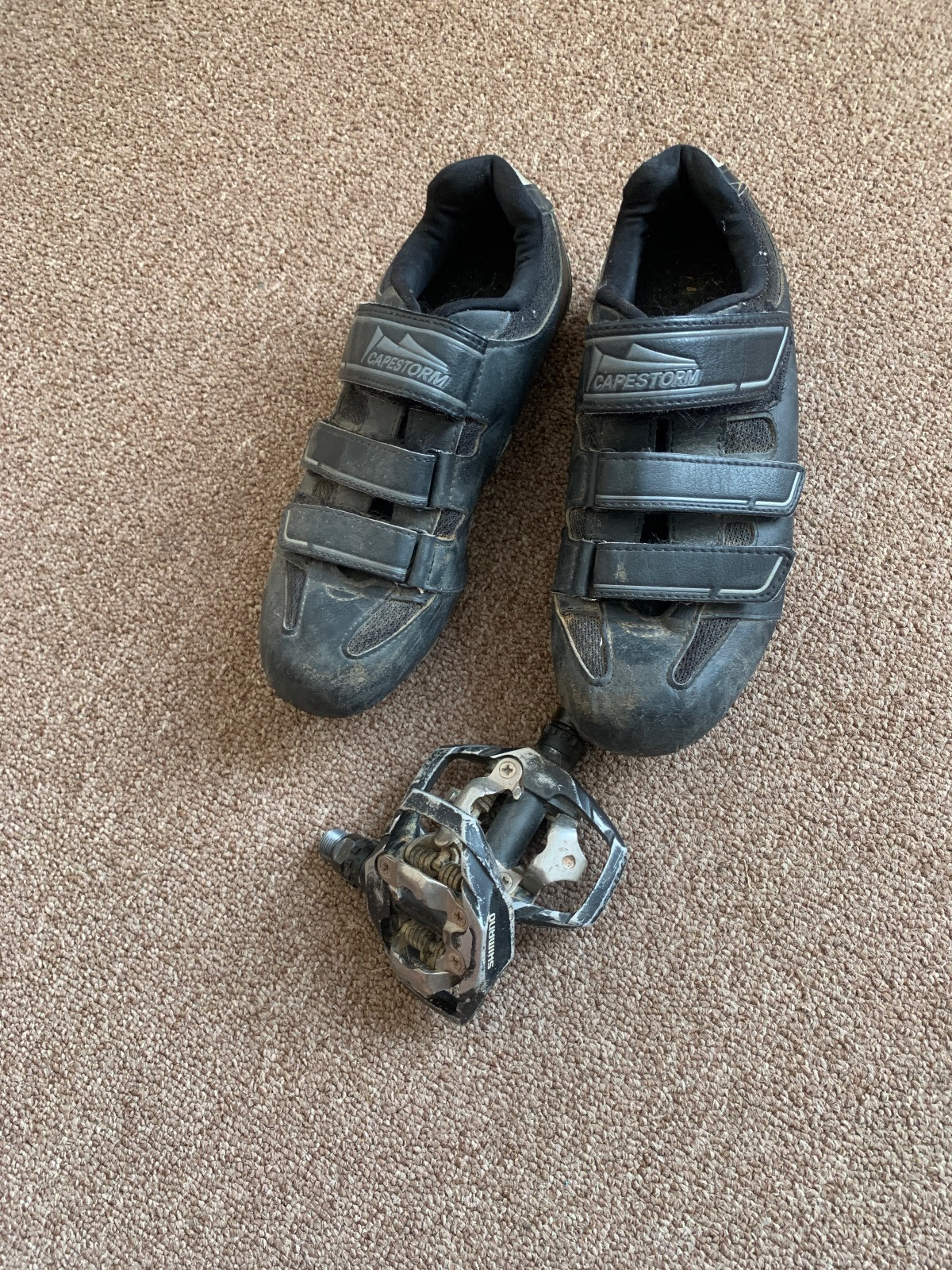Cape Storm Cleats with pedals Shoes Bike Hub