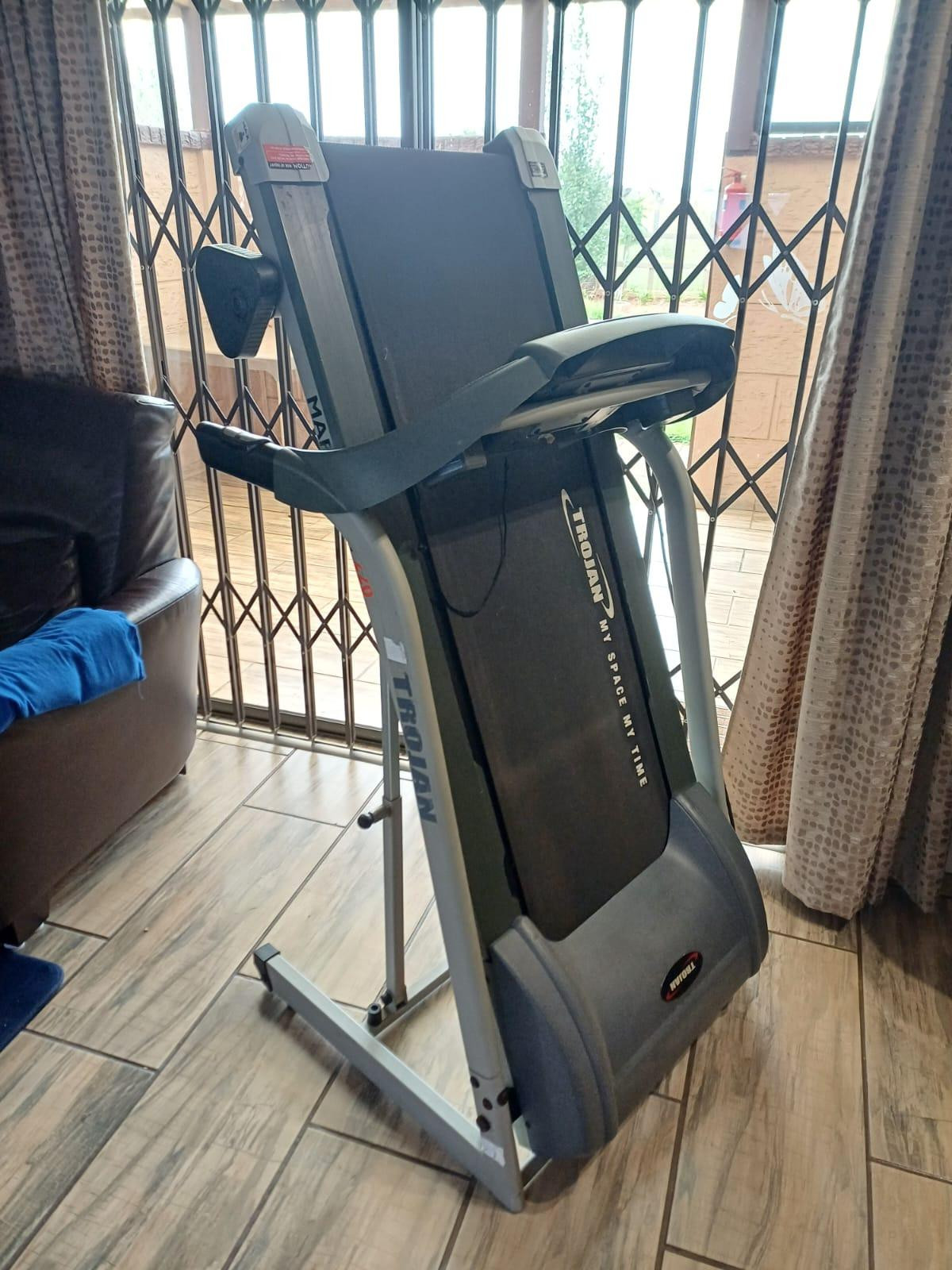 Trojan Ironman 320t Treadmill Treadmill Machine Trojan Stamina 320