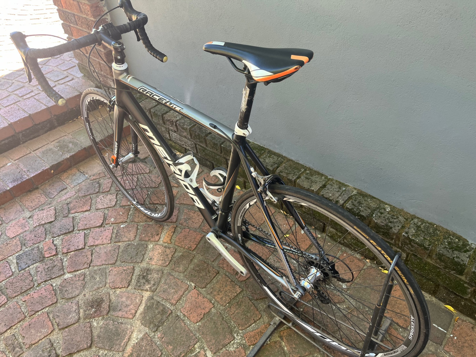 Merida Race Lite 901 | Road Bikes | Bike Hub