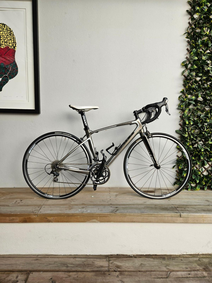 Bikes Giant Defy Composite 2014 Giant Defy Composite 2014 Giant Defy 2014