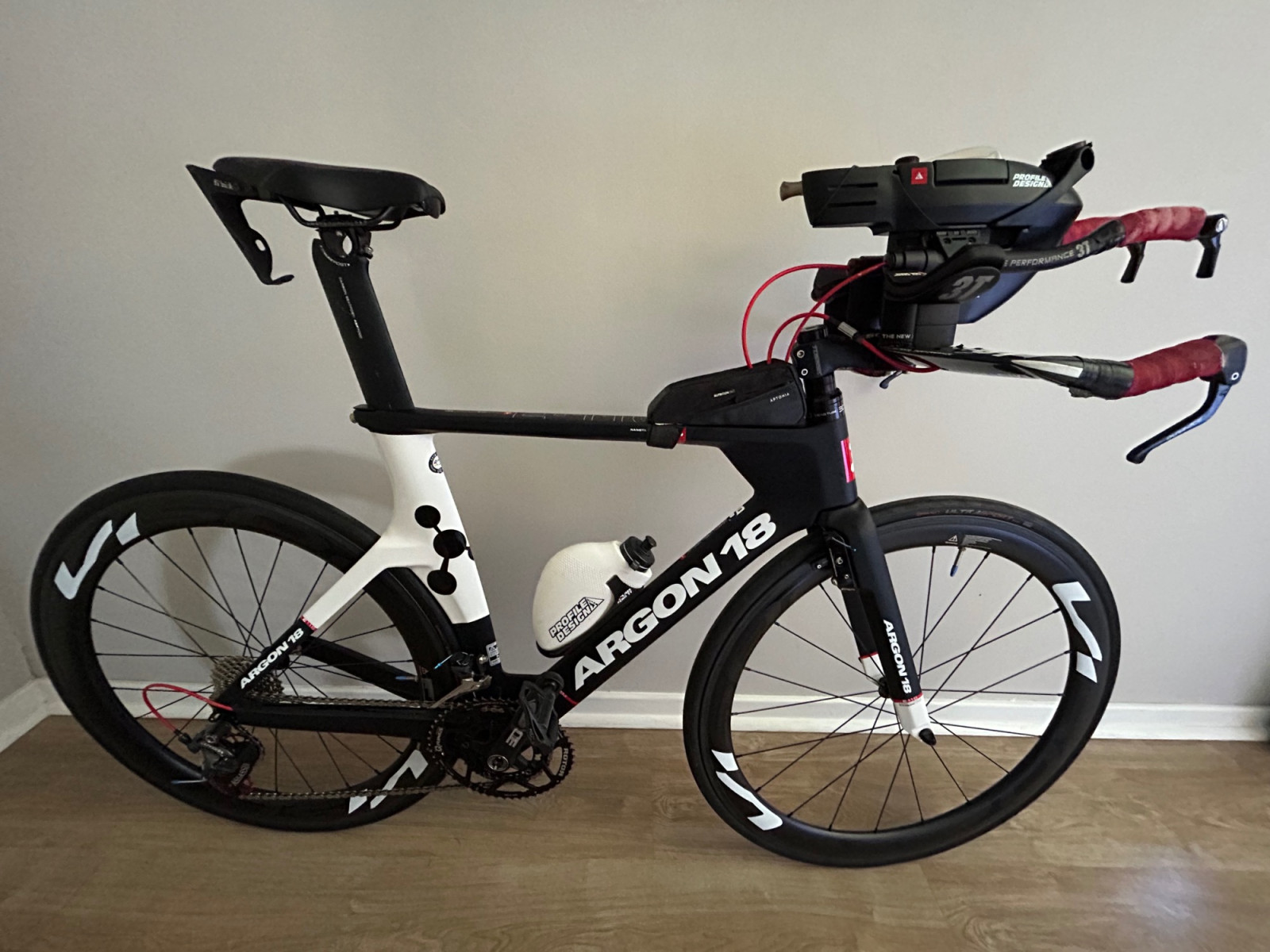 Argon18 E116 | Triathlon & Time Trial Bikes | Bike Hub