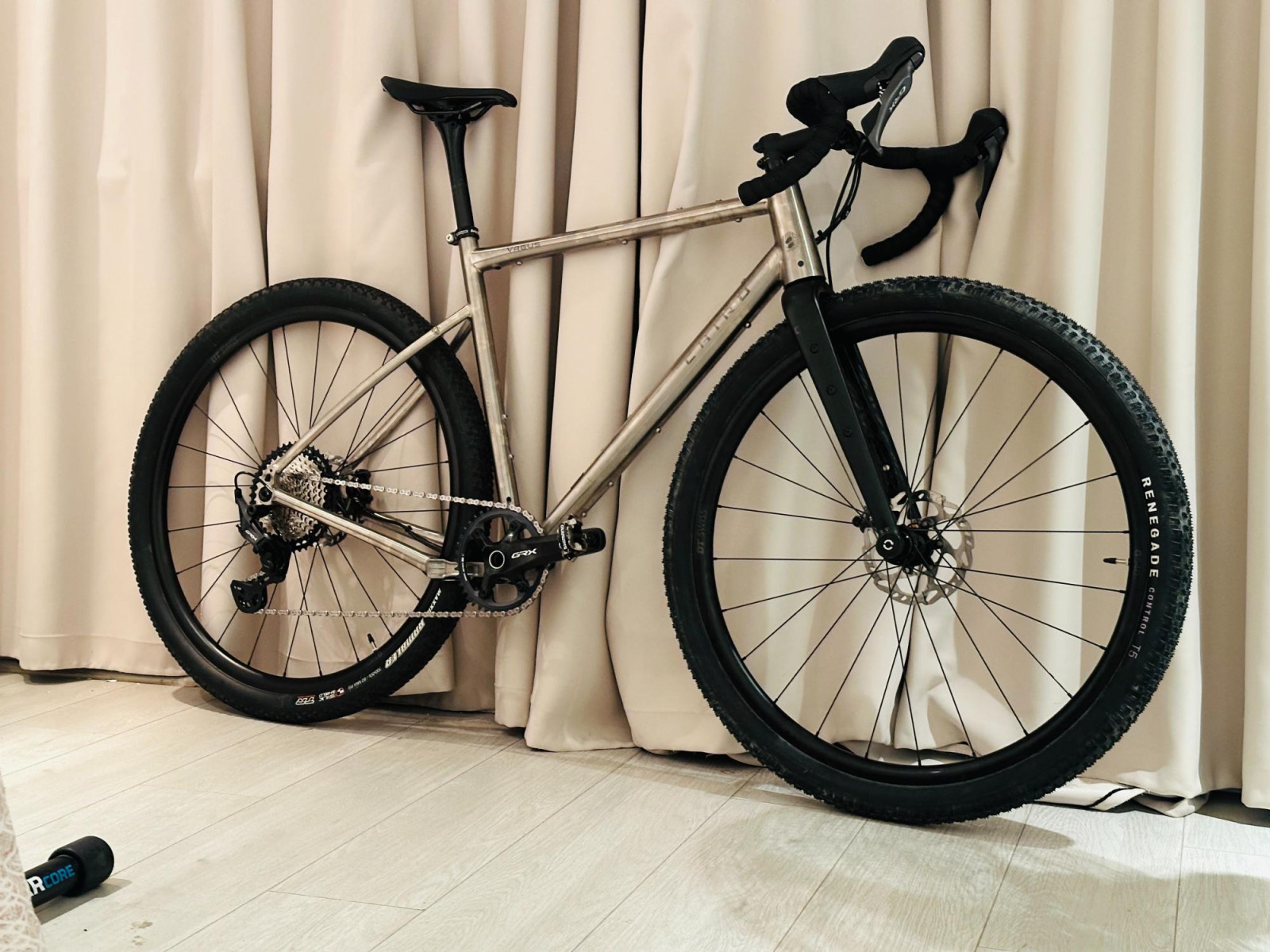 Chiru Titanium Gravel Bike Size M Gravel Bikes Bike Hub