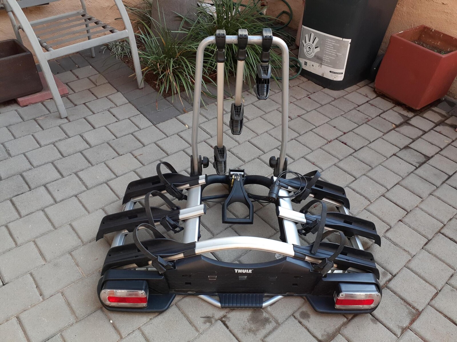 THULE EUROWAY EW G2 923 3-BIKE TOWBAR RACK | Bike Racks | Bike Hub