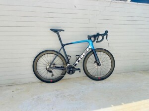 2023 Trek Emonda SL5 Disc | Road Bikes | Bike Hub