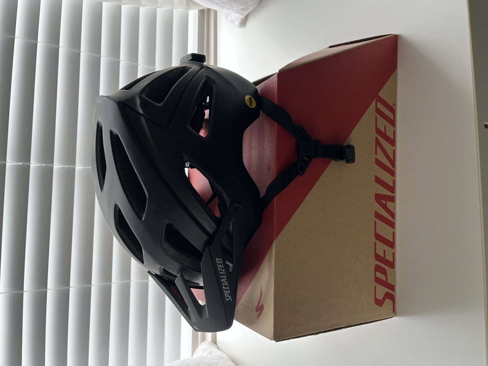 Specialised Ambush helmet Helmets Bike Hub