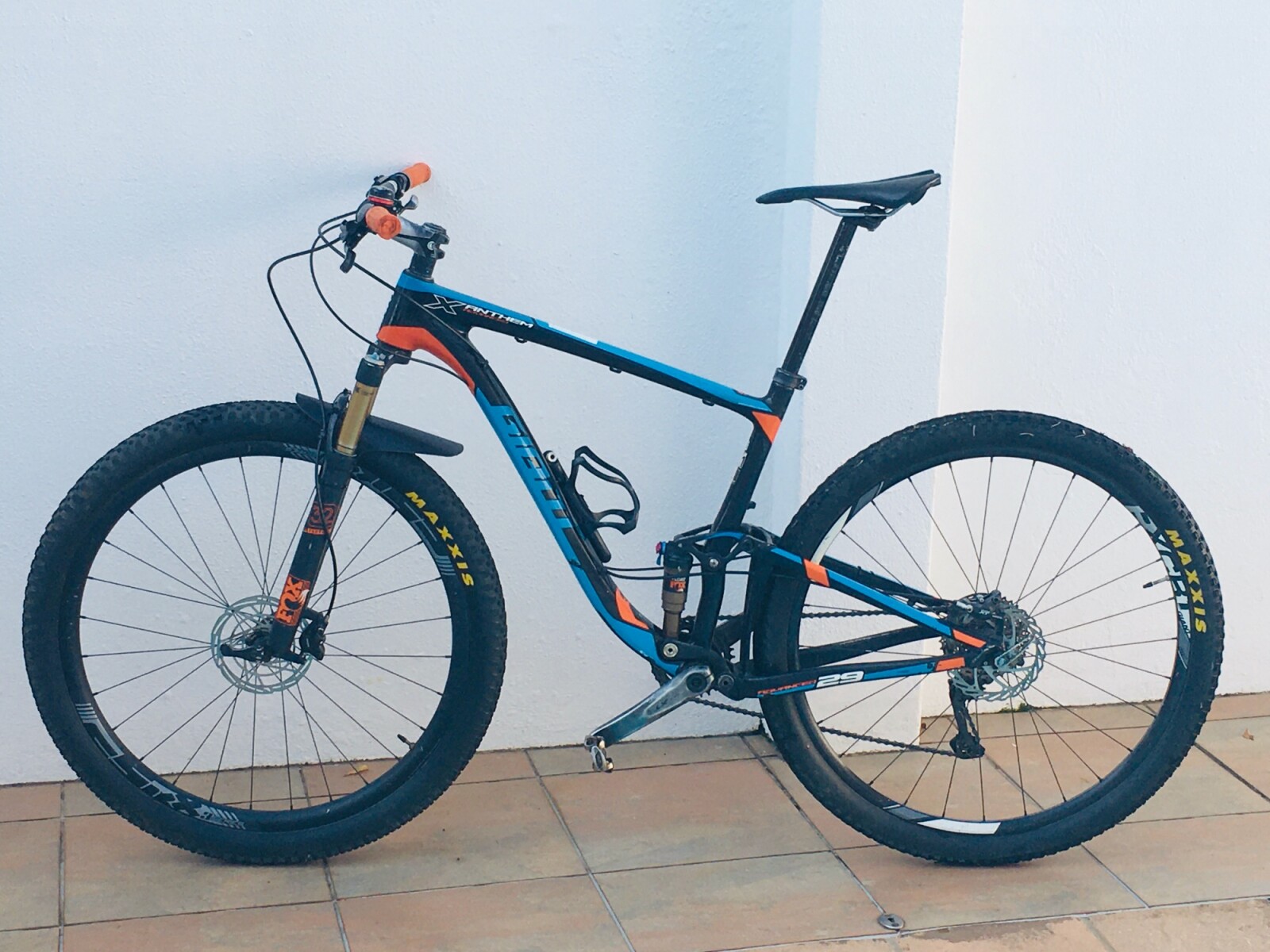 2017 Giant Anthem X Advanced Dual Suspension Mountain Bikes