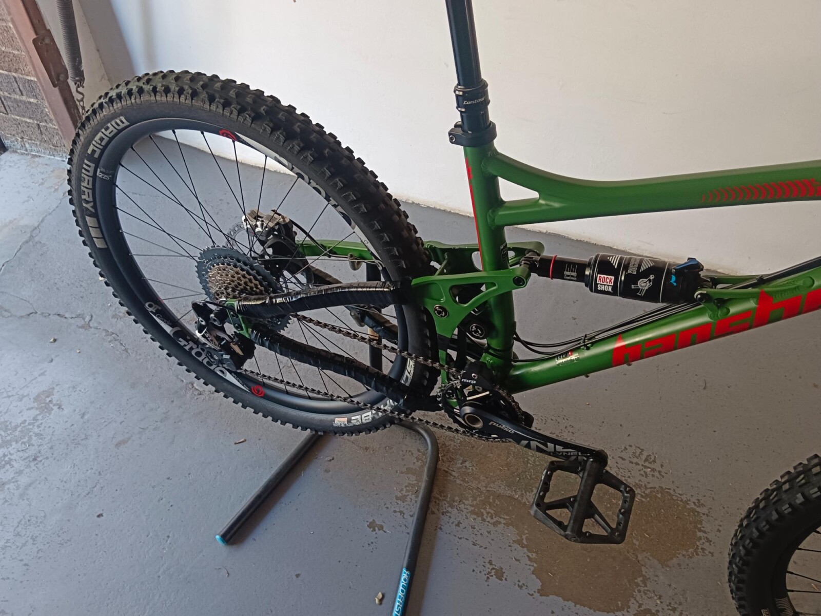 Banshee Spitfire 650B | Dual Suspension Mountain Bikes | Bike Hub
