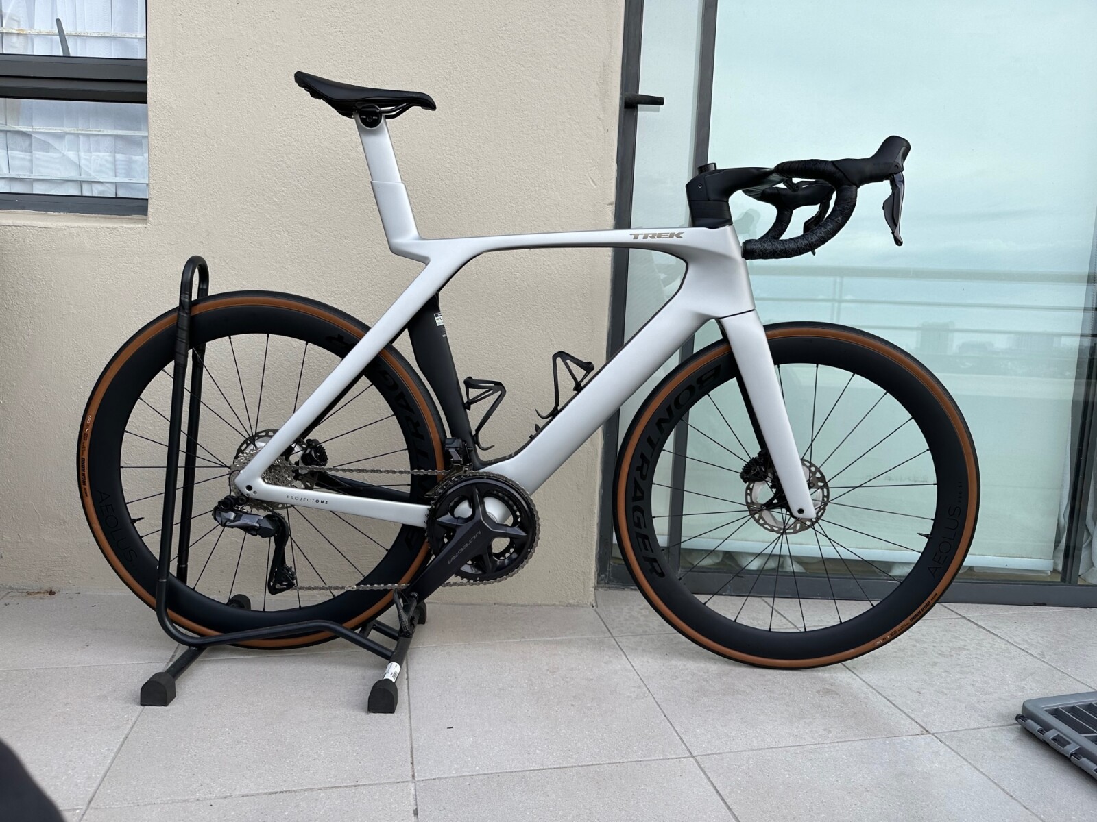 2024 Trek Madone SLR 7 Gen 7 | Road Bikes | Bike Hub