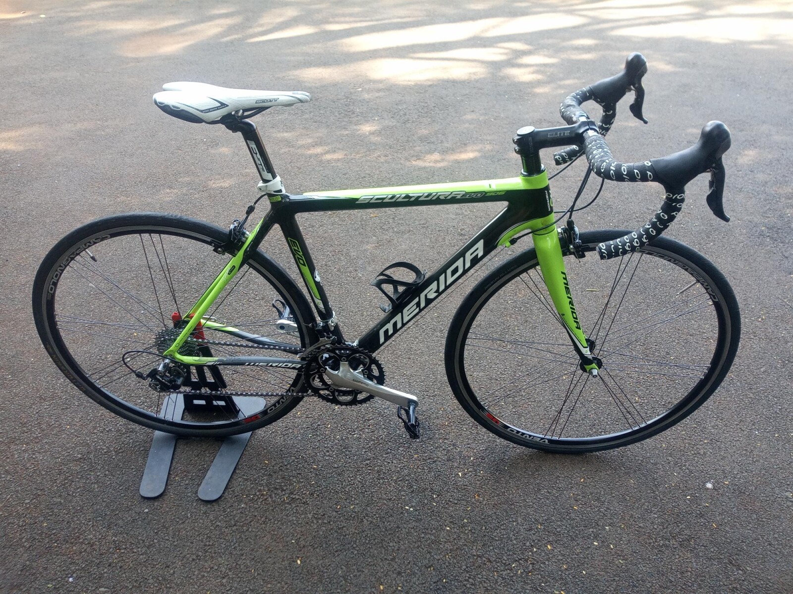 Merida 906 Scultura Evo | Road Bikes | Bike Hub