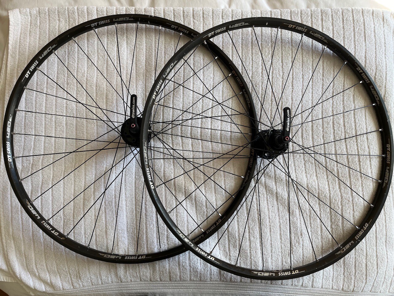 DT Swiss (Specialized) 420SL Aluminum 26 Wheelset | Mountain Bike ...