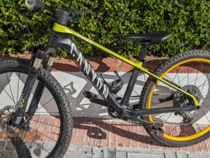 Canyon Exceed CF - Young Hero | Hardtail Mountain Bikes | Bike Hub