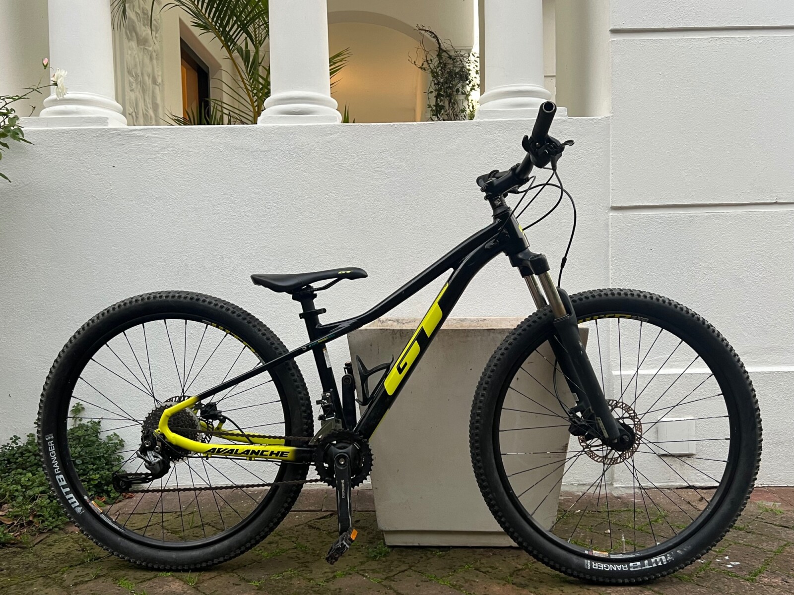 Avalanche Sport Gt Avalanche Frame 2020 GT Avalanche Sport 2020