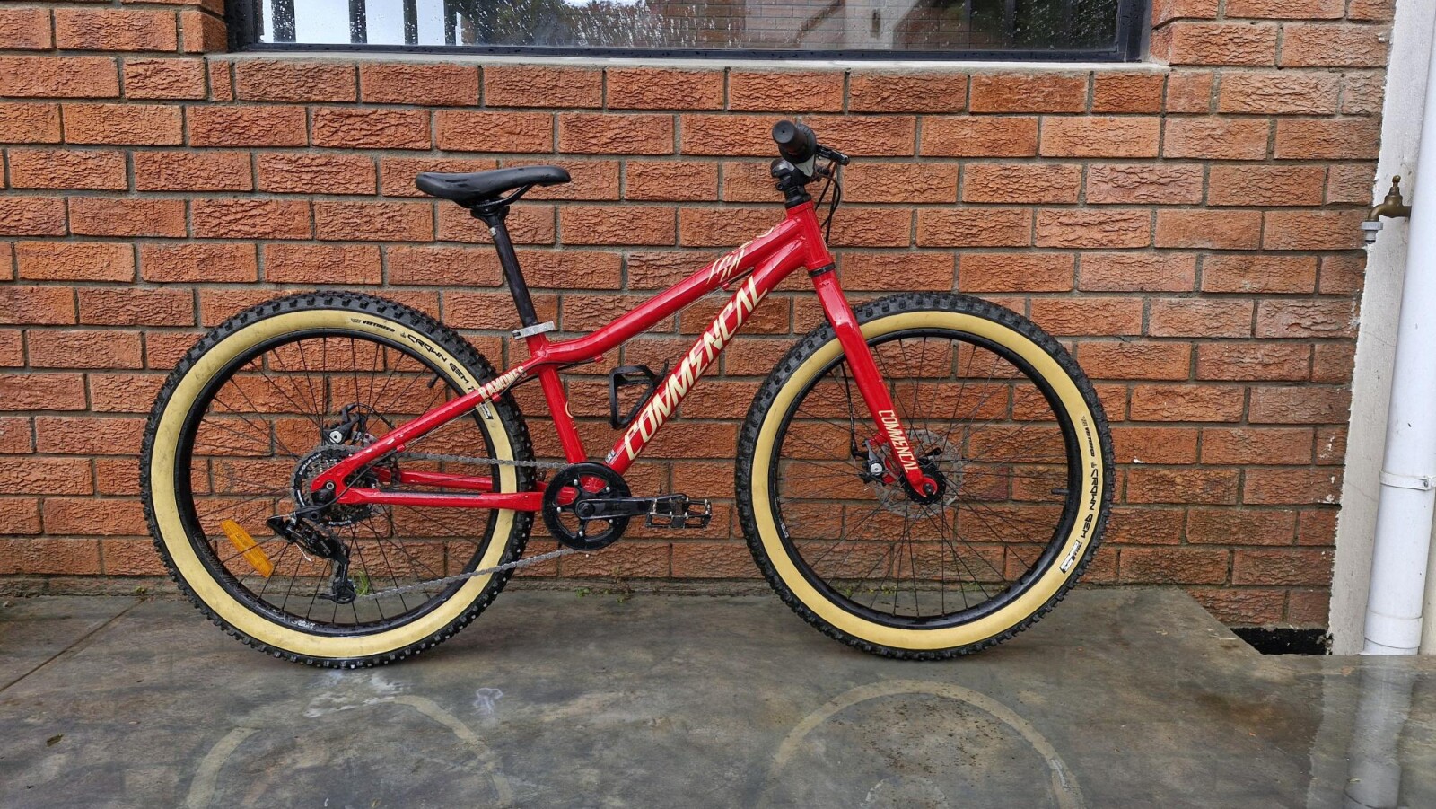 Commencal Ramones 24 Commencal Ramones 24 Velo Commencal 24 Pouces