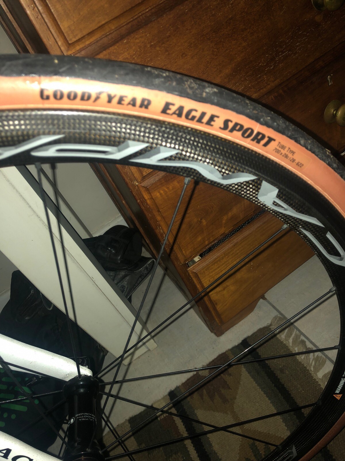 GOODYEAR EAGLE SPORT 700x32 BK/YSK FOLD DPC main image 1