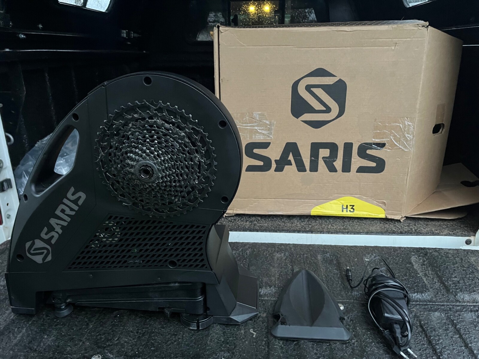 Saris H3 Direct Drive Smart Trainer Indoor Trainers