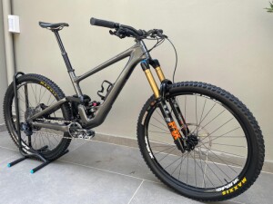 Specialized Enduro S4/L Dual Suspension Mountain Bikes Bike Hub