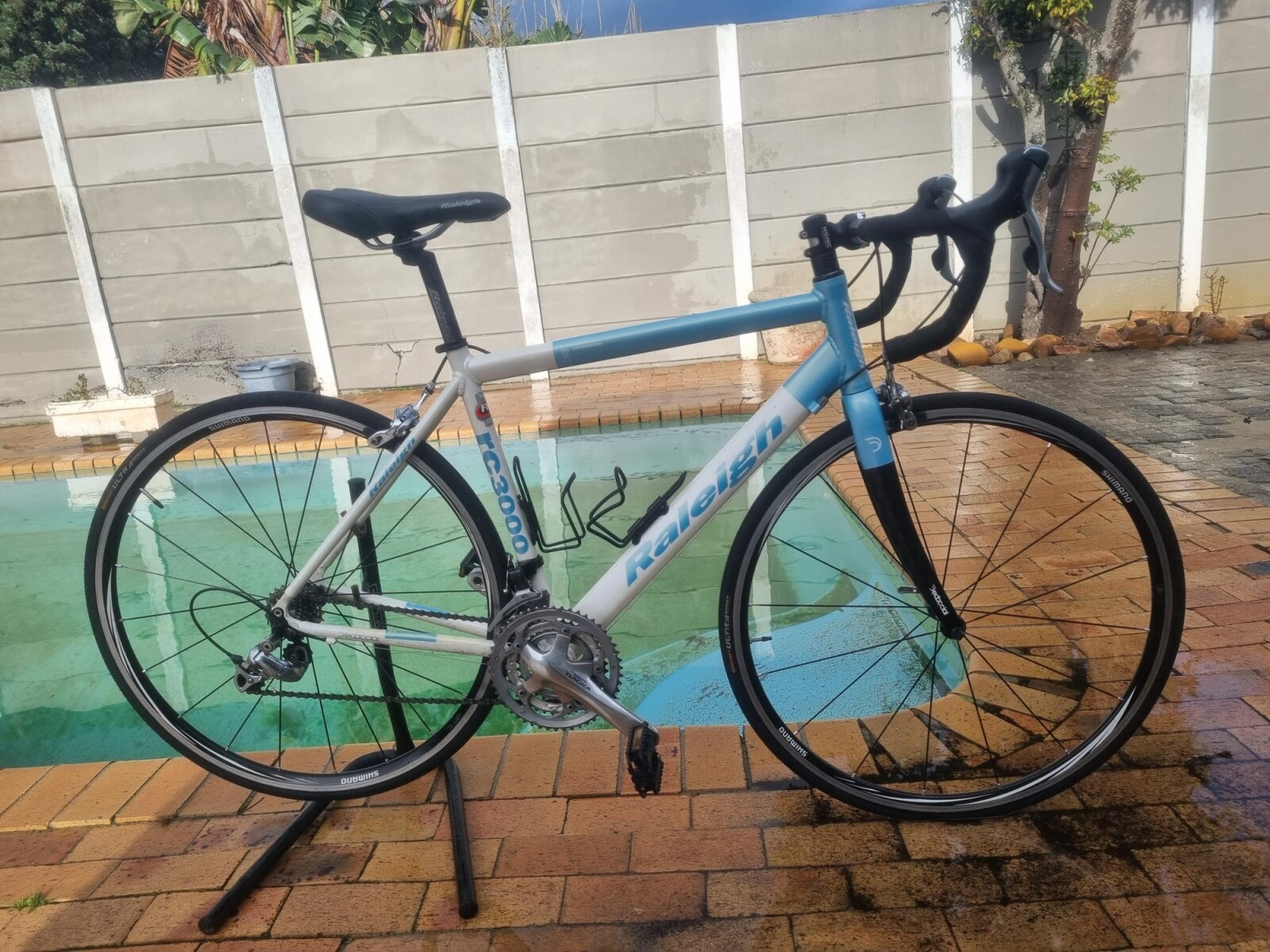 Raliegh RC3000 Road Bikes Bike Hub