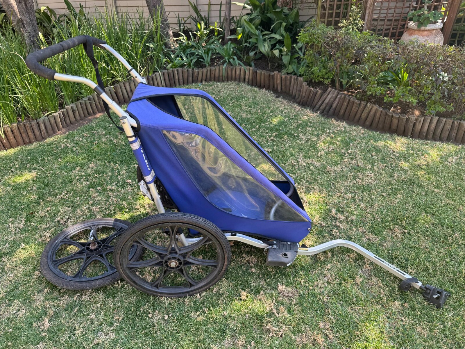 Trek child trailer running pram Kids Seats Carriers Bike Hub