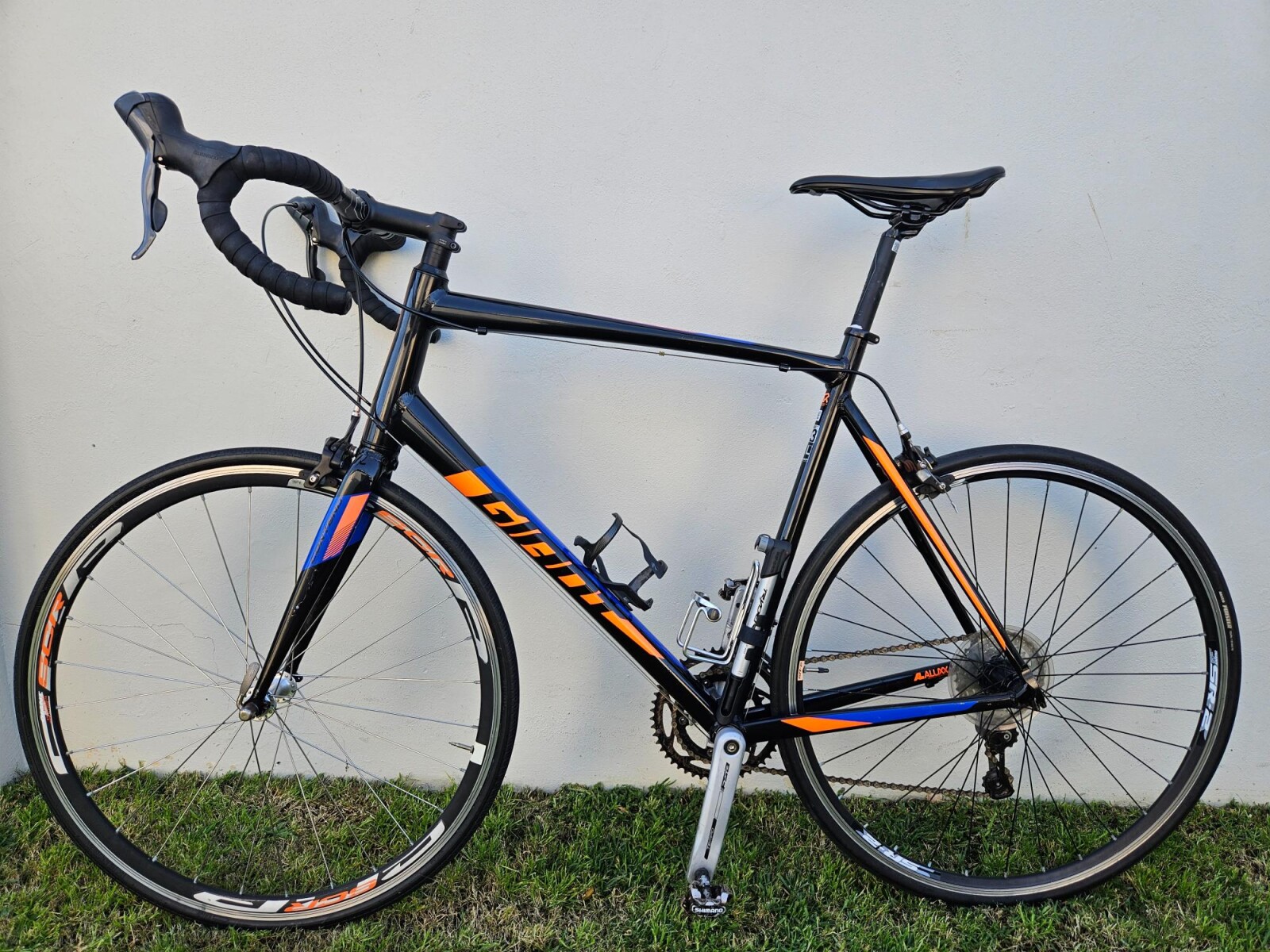 Giant Contend 3 | Road Bikes | Bike Hub