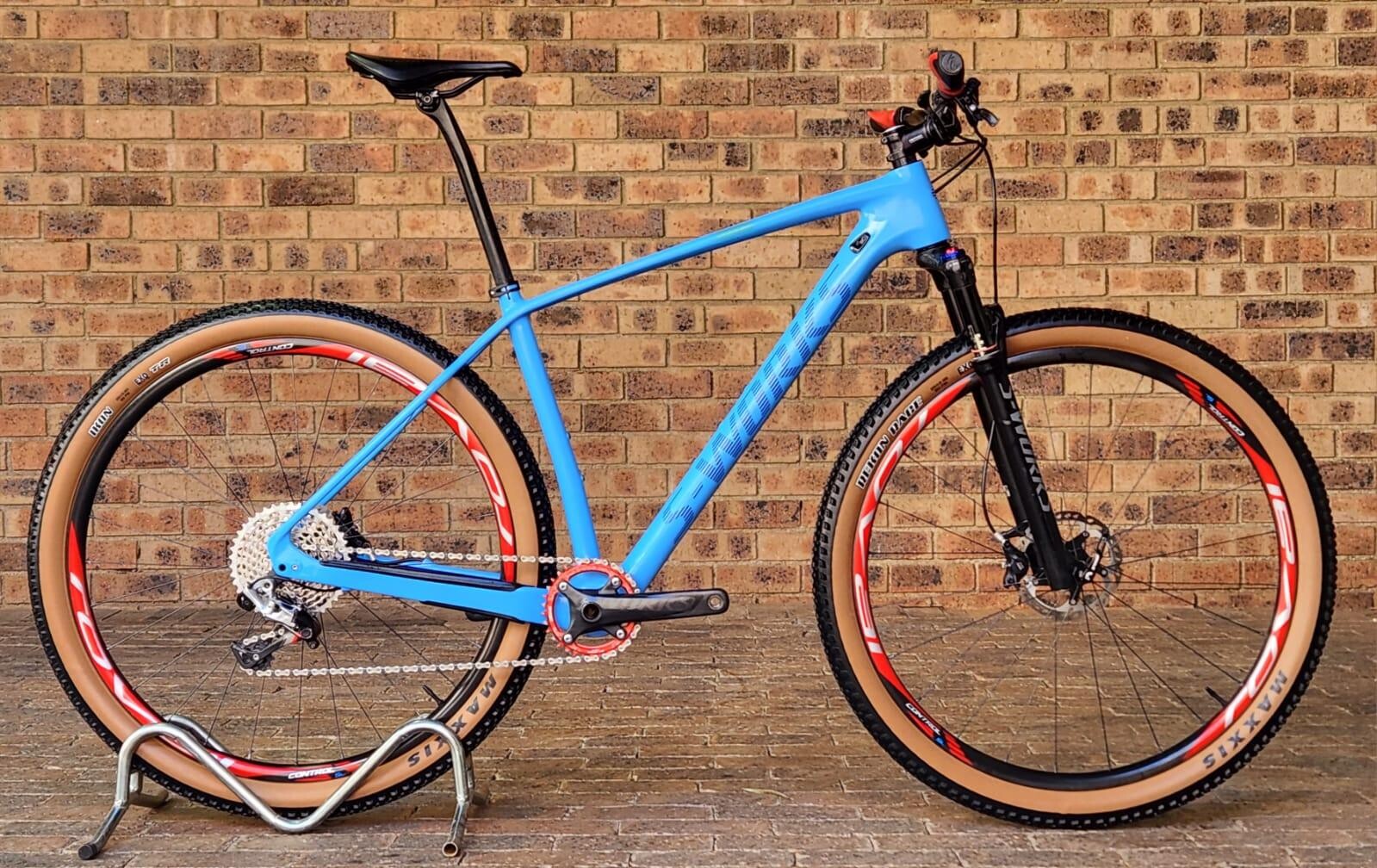 Specialized S works Stumpjumper Carbon rims Hardtail Mountain