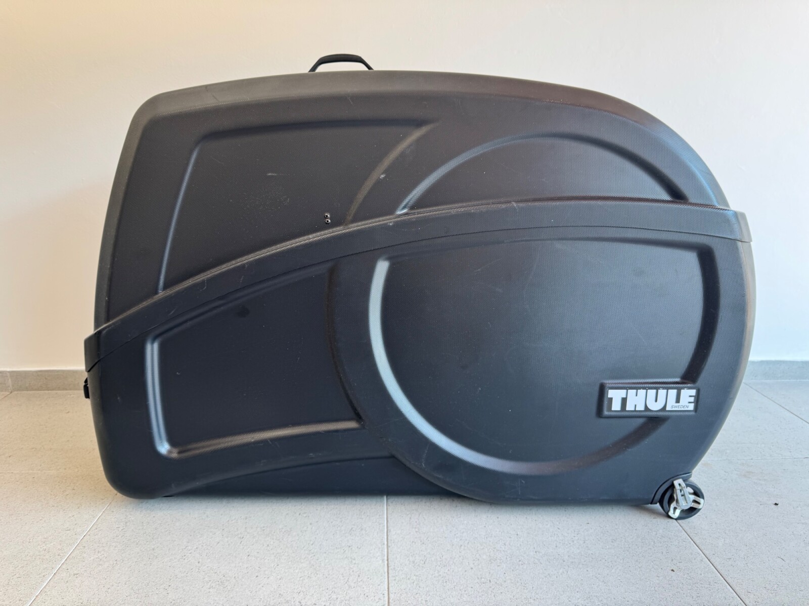THULE Round Trip Transition Hard Bike Travel Case Bike Bags