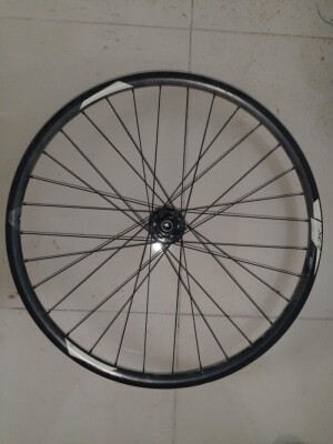 Giant XC front wheel Wheel Spares and Axles Bike Hub