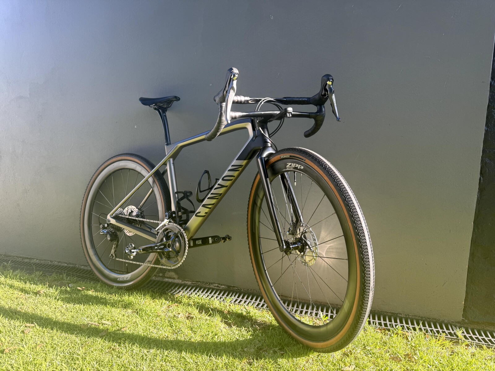 Canyon Grail CF SL Gravel Bikes Bike Hub