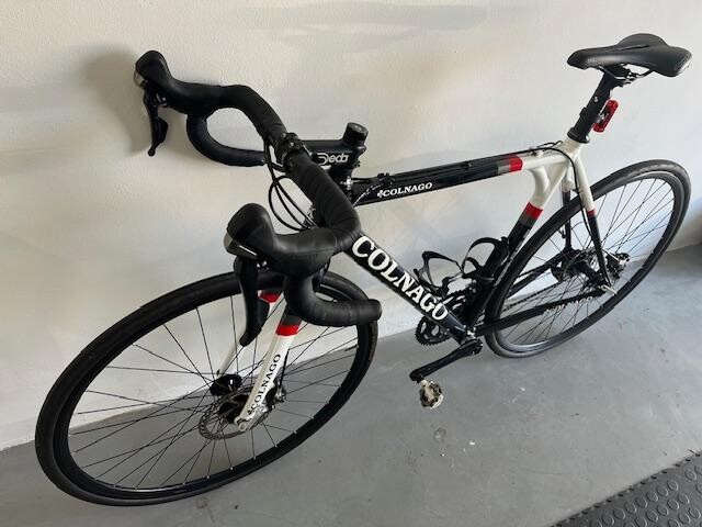 COLNAGO World Cup Signature Bike Gravel Bikes Bike Hub