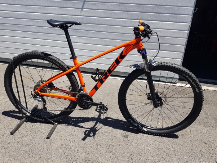 Trek guarantee 7100 multitrack hotsell alpha custom