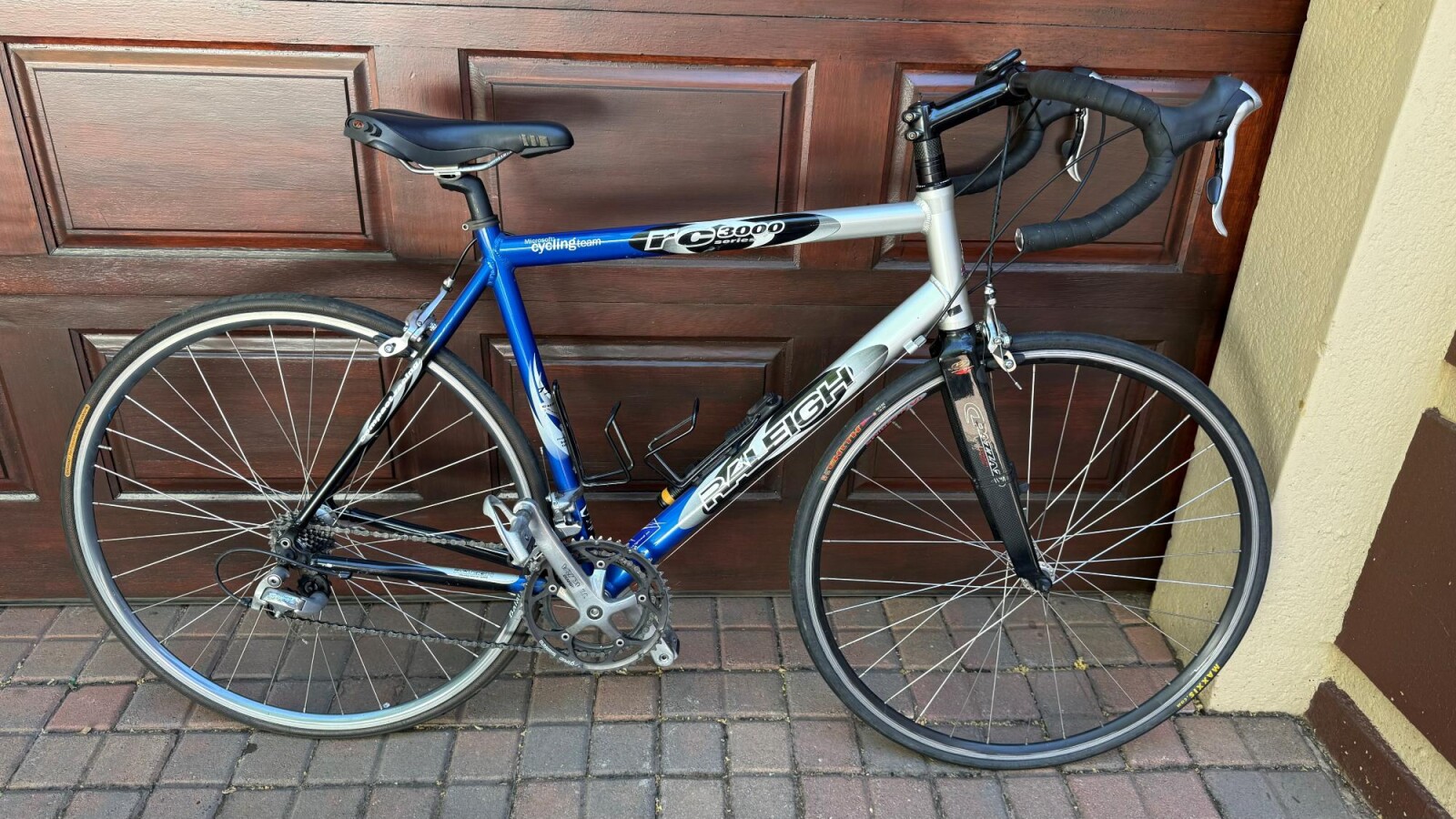 Ralleigh RC3000 | Road Bikes | Bike Hub