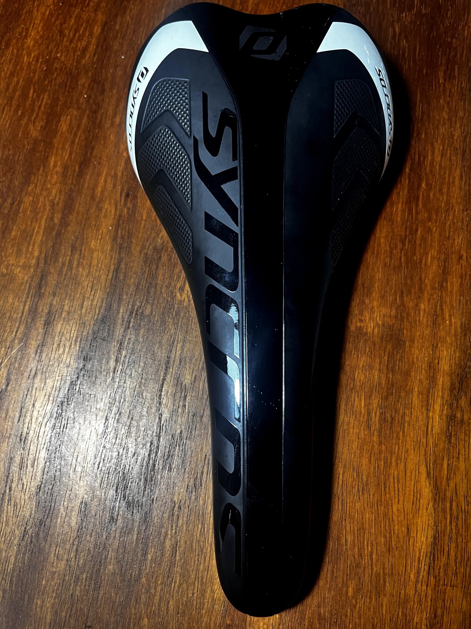 Bike Saddles Syncros Xr1 Carbon Saddle Syncros Saddle (Ti Rails