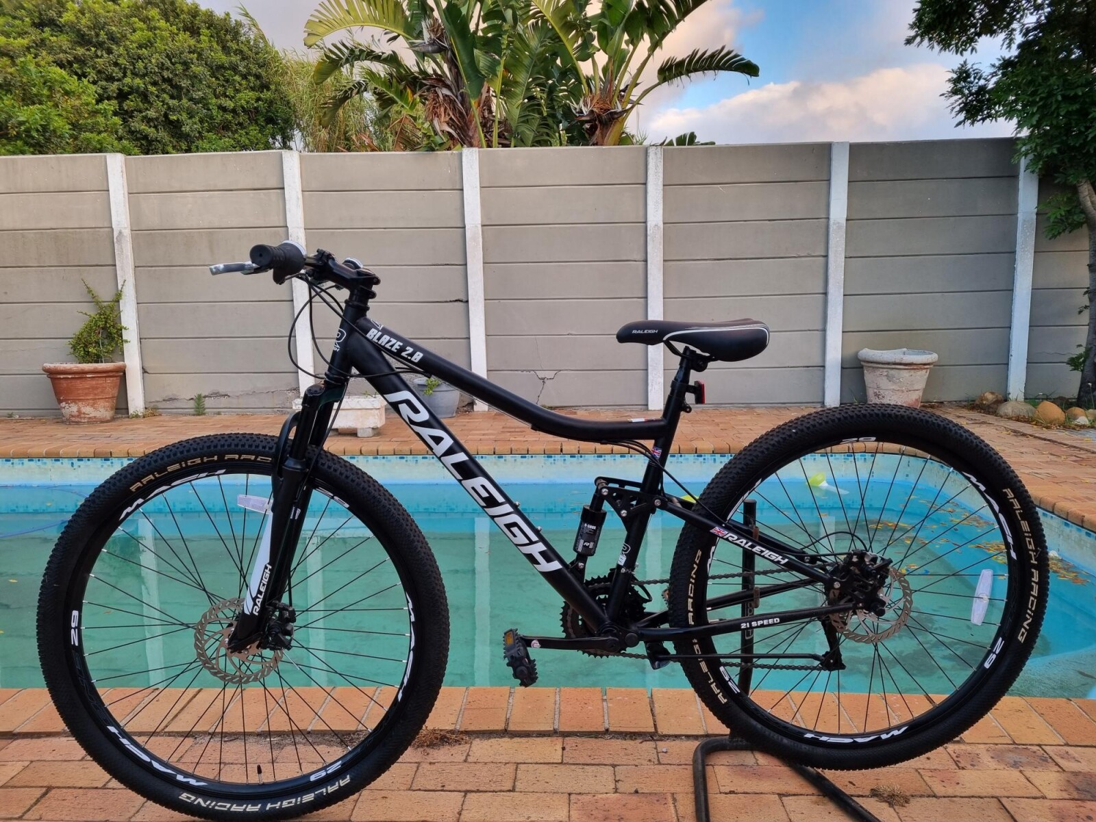 2023 Raliegh Blaze 2.0 | Hardtail Mountain Bikes | Bike Hub