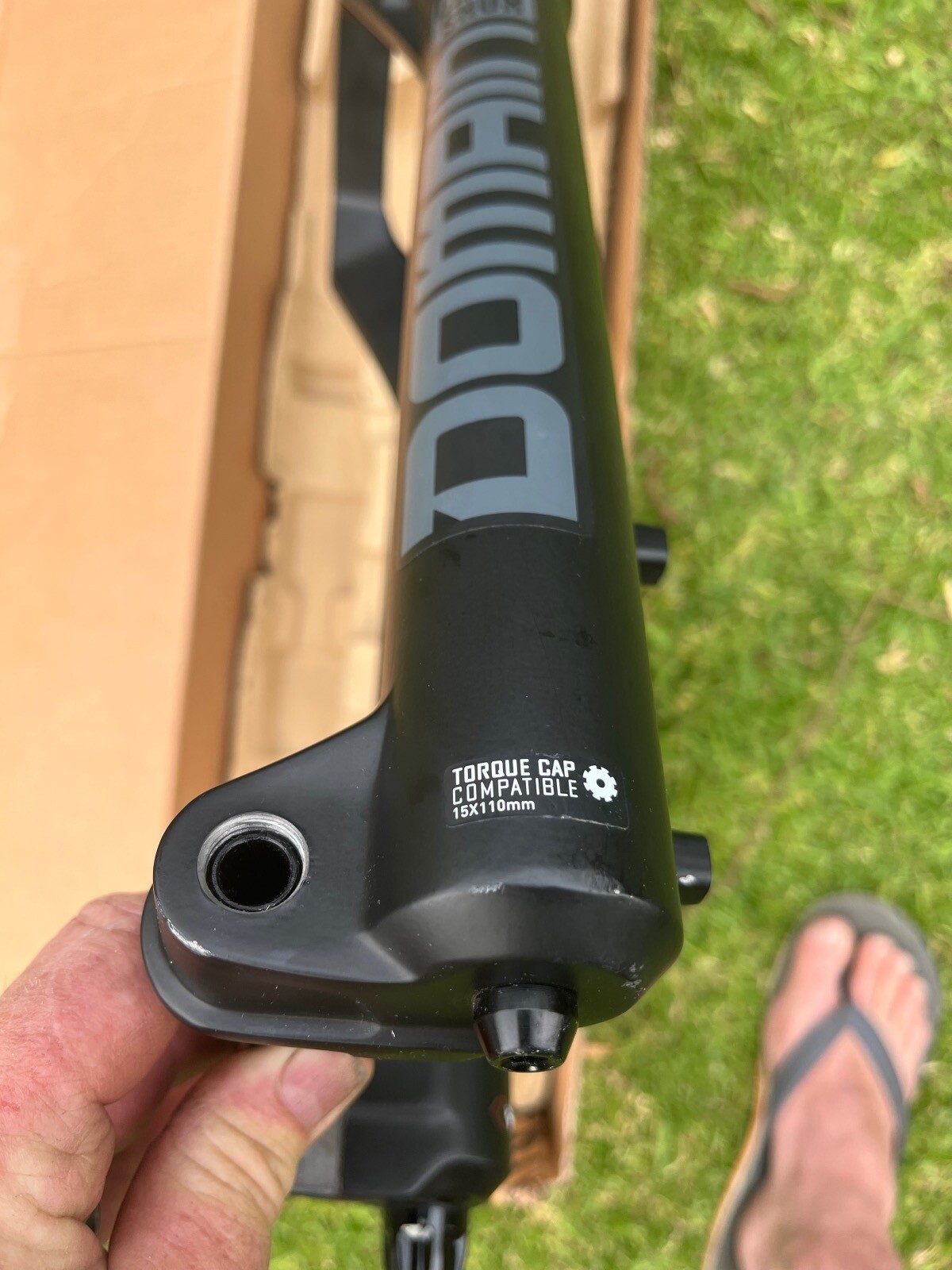 Rock Shox Domain | Mountain Bike Forks | Bike Hub