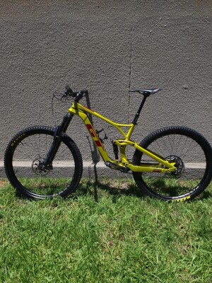 GT Sensor Elite | Dual Suspension Mountain Bikes | Bike Hub
